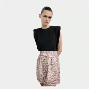 Zara women’s XS Multicolor Floral Bow Shorts Bermuda